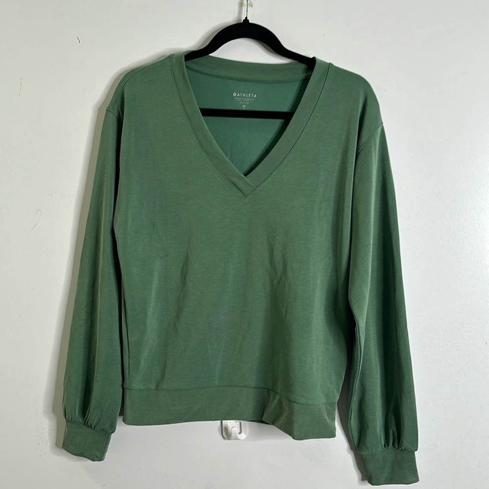 Athleta mint green vneck sweatshirt size xsmall pT